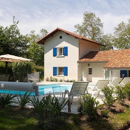 La Metairie - Guesthouse Orx Bagian luar foto